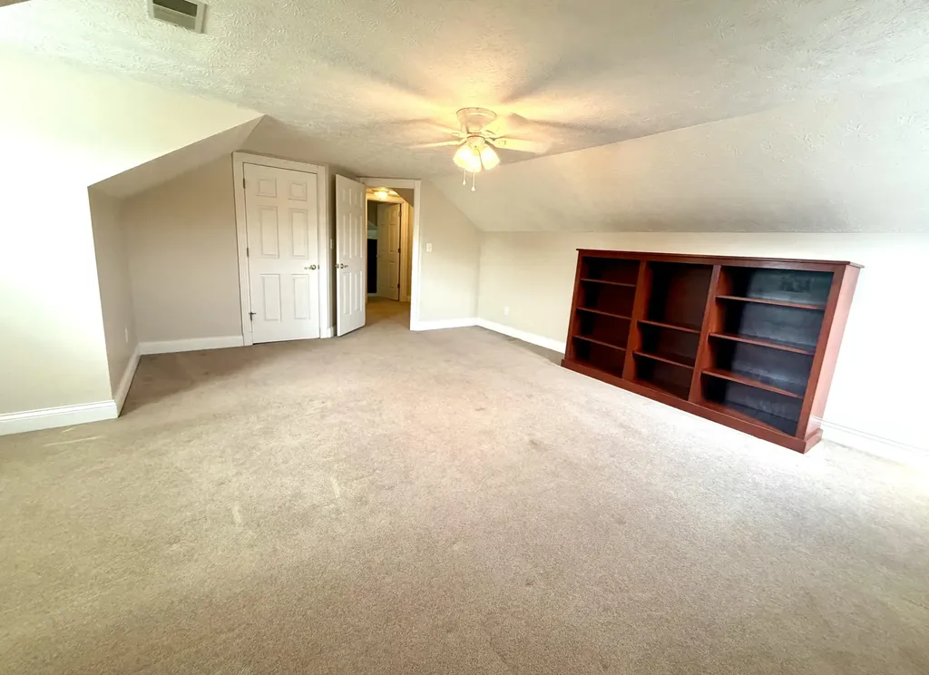 415 S Dogwood Drive Berea KY 40403