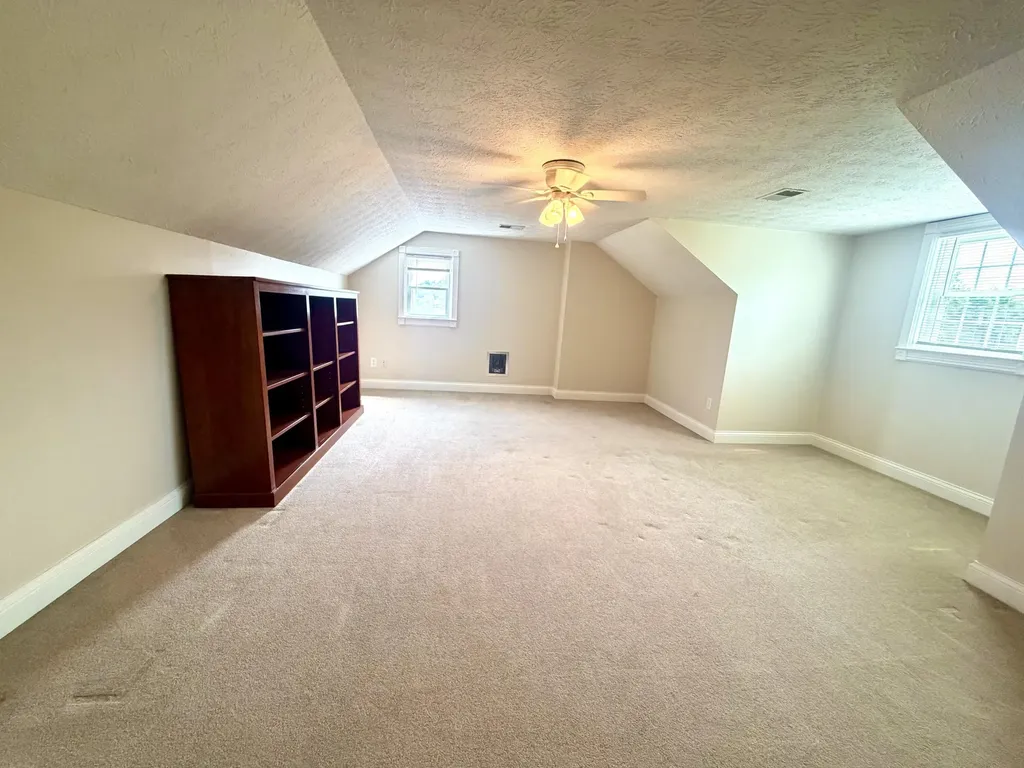 415 S Dogwood Drive Berea KY 40403