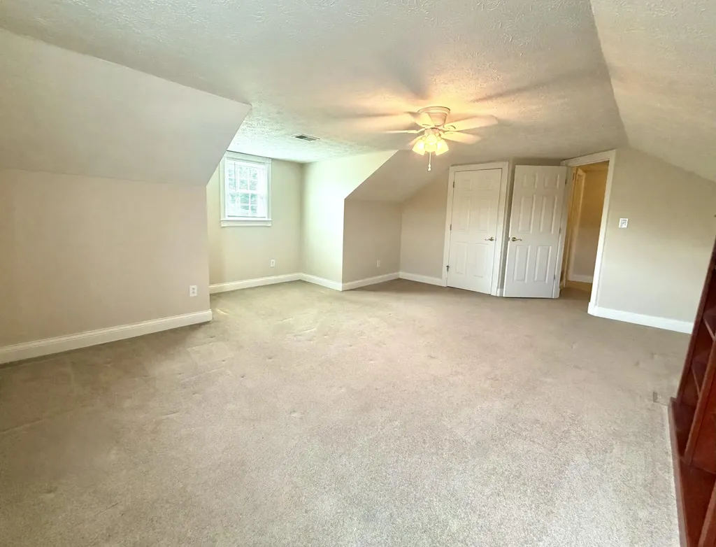 415 S Dogwood Drive Berea KY 40403