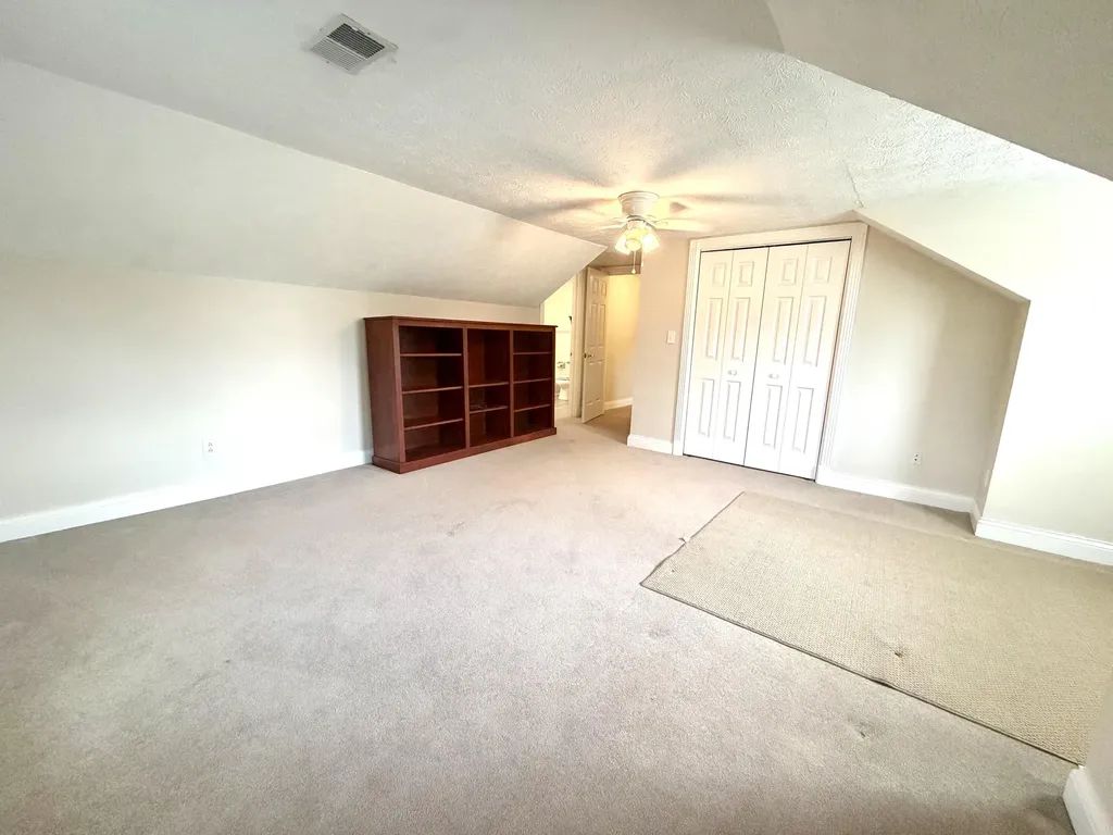 415 S Dogwood Drive Berea KY 40403