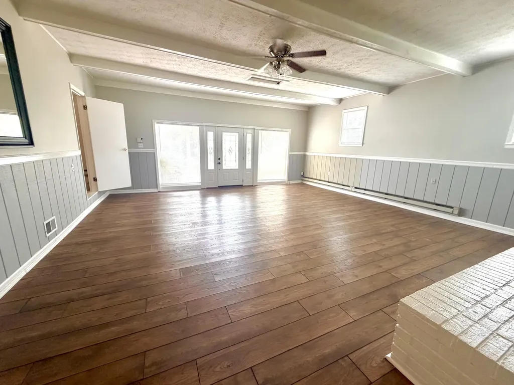 415 S Dogwood Drive Berea KY 40403