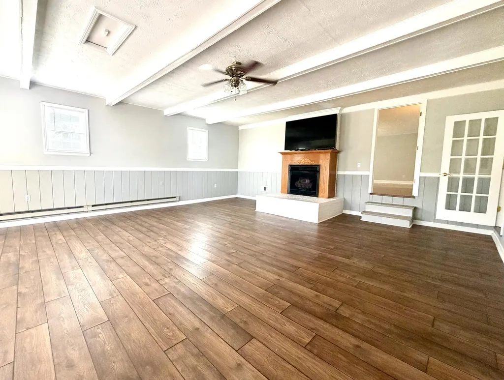 415 S Dogwood Drive Berea KY 40403