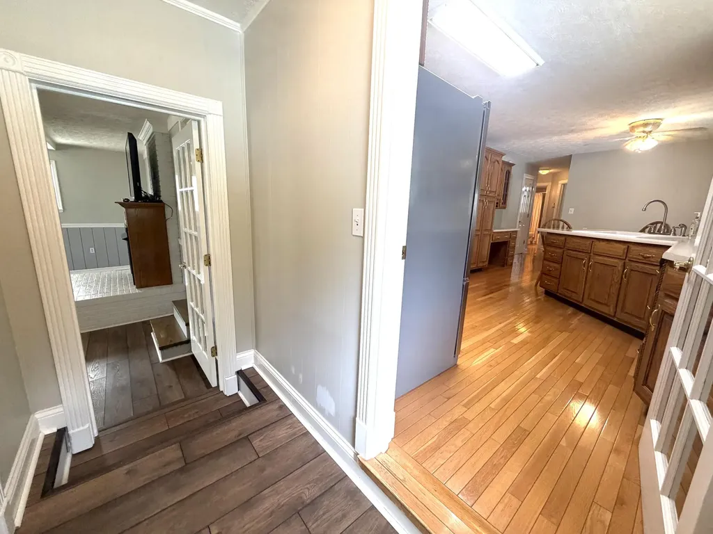415 S Dogwood Drive Berea KY 40403