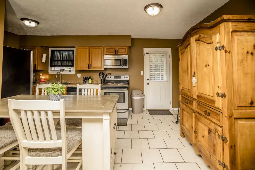 507 Foxwood Drive Nicholasville KY 40356