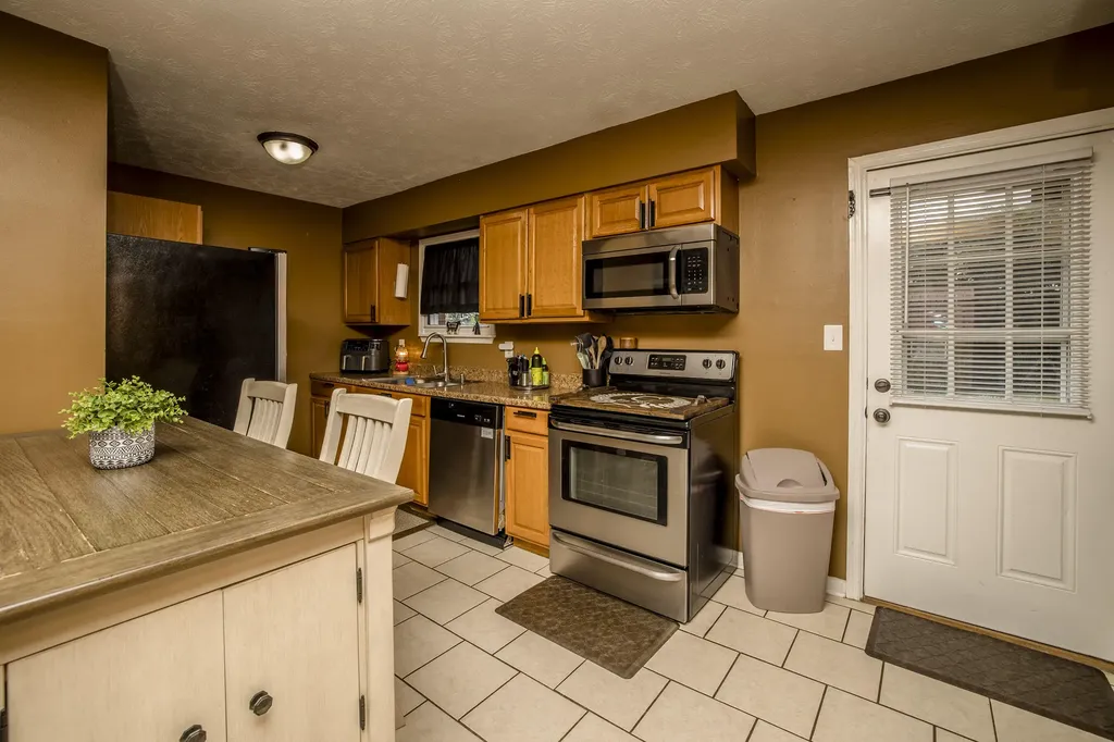 507 Foxwood Drive Nicholasville KY 40356