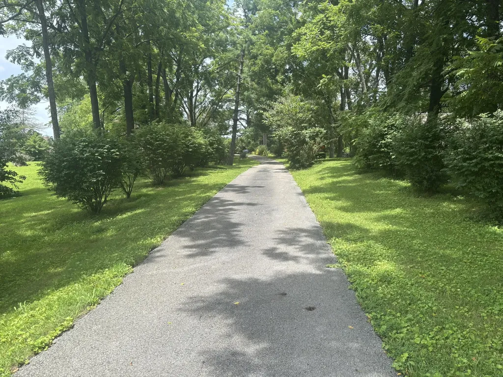 202 Peaceful Cove Lane Monticello KY 42633