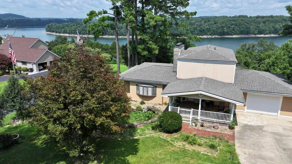 202 Peaceful Cove Lane Monticello KY 42633