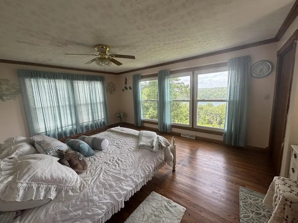 202 Peaceful Cove Lane Monticello KY 42633
