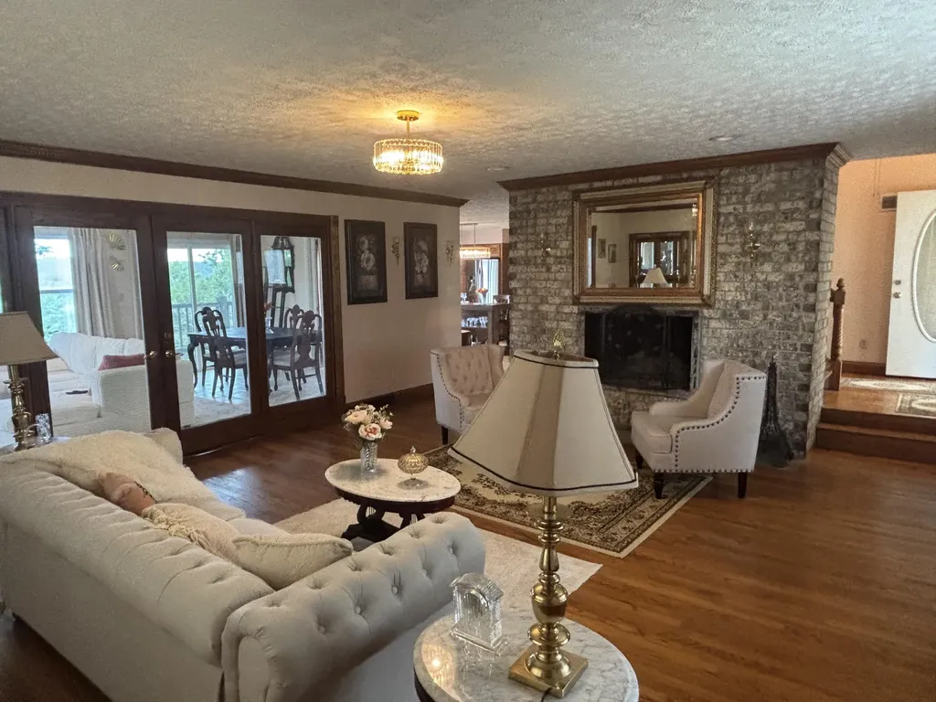 202 Peaceful Cove Lane Monticello KY 42633