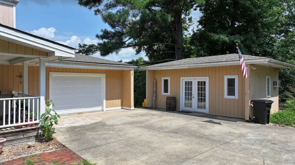 202 Peaceful Cove Lane Monticello KY 42633
