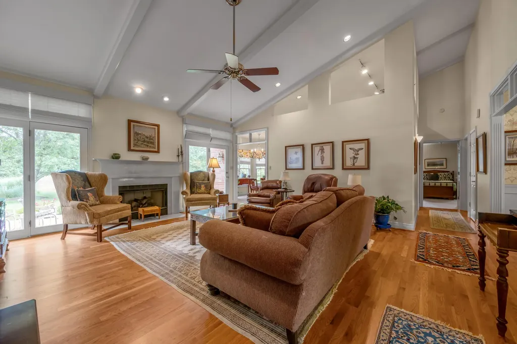 17 Olde Village Drive Nicholasville KY 40356