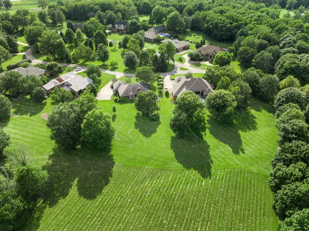 17 Olde Village Drive Nicholasville KY 40356