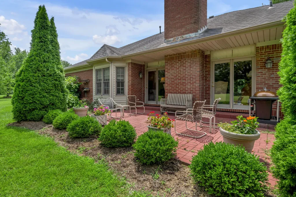 17 Olde Village Drive Nicholasville KY 40356