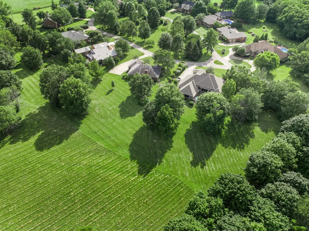 17 Olde Village Drive Nicholasville KY 40356