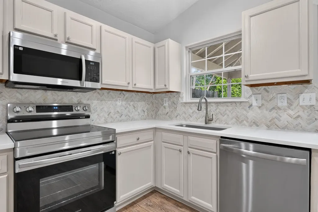 877 Marblehead Drive Lexington KY 40509