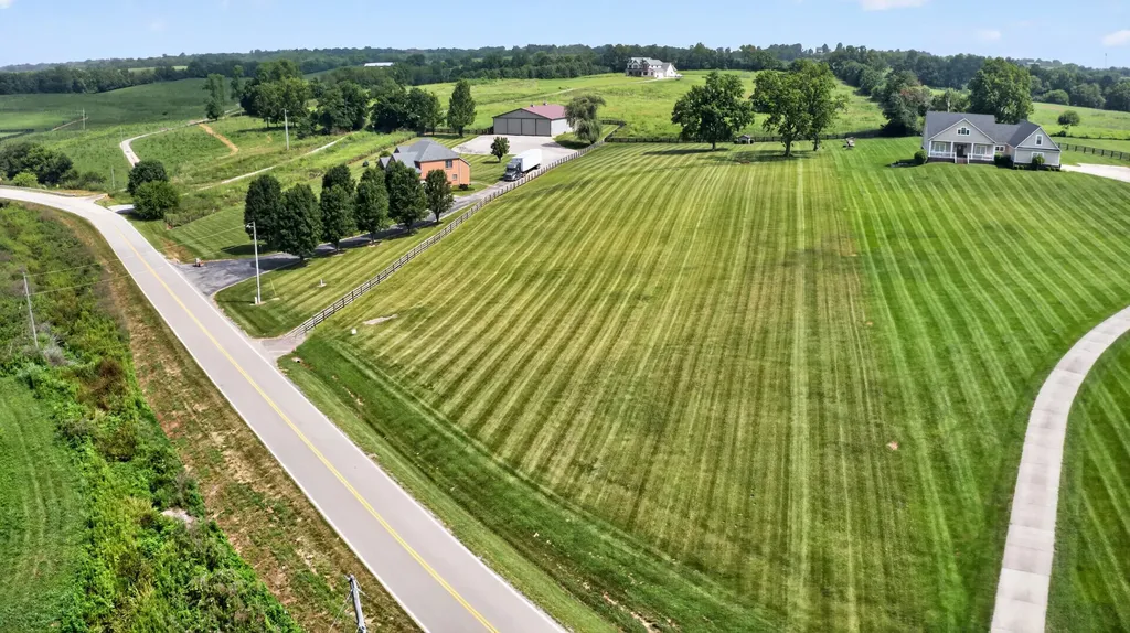 2191 Mcclure Road Winchester KY 40391