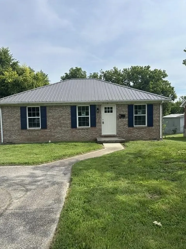 909 E Irvine Street Richmond KY 40475