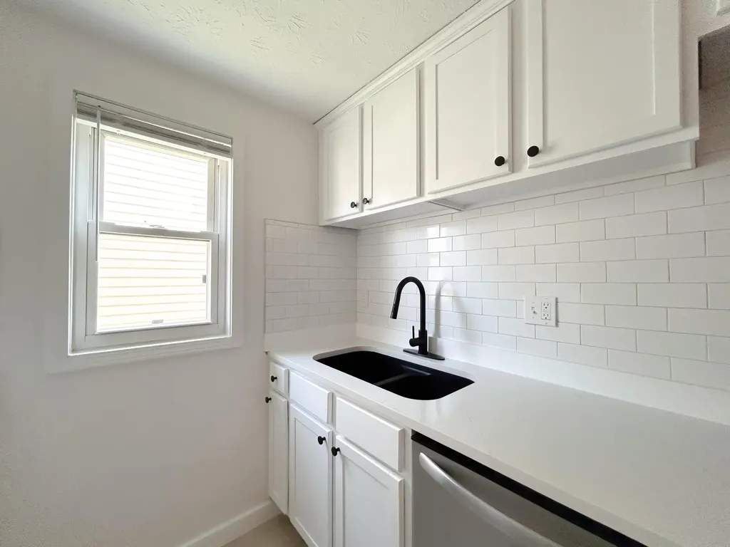 3332 Fox Trace Road Lexington KY 40515