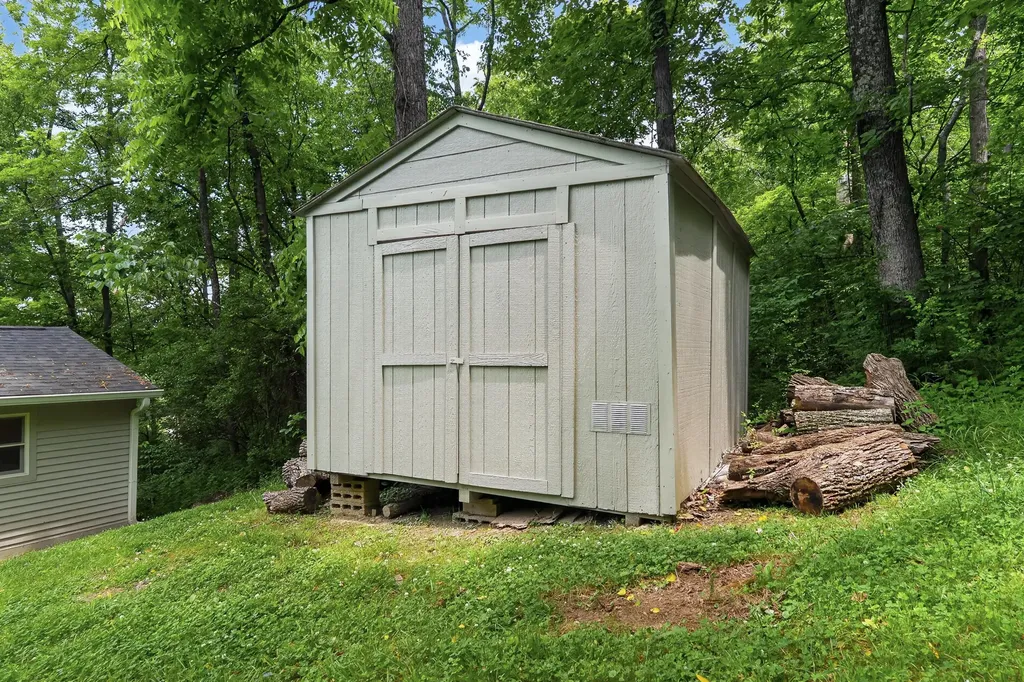 380 Highview Drive Williamstown KY 41097