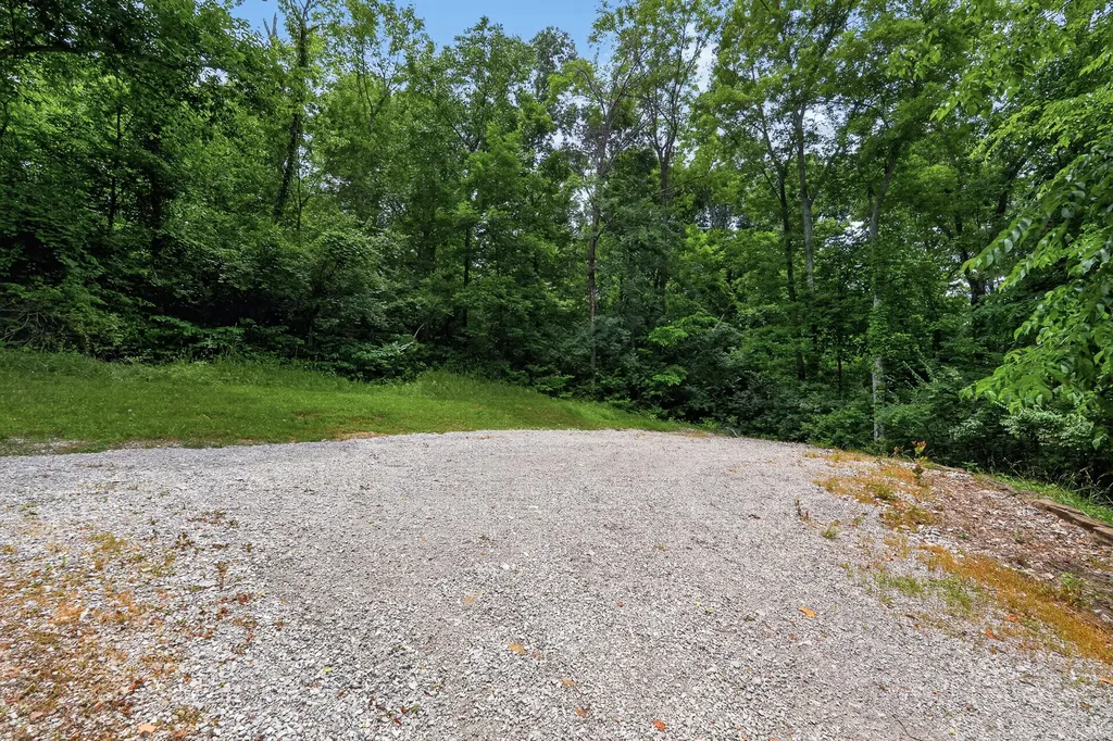 380 Highview Drive Williamstown KY 41097