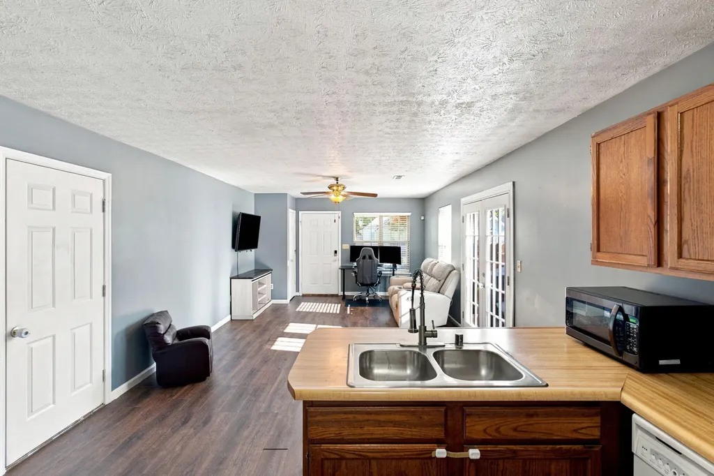 1031 Marshall Park Drive Georgetown KY 40324
