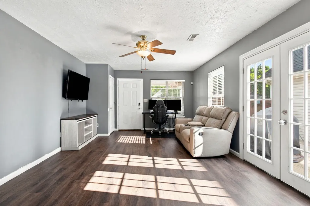 1031 Marshall Park Drive Georgetown KY 40324