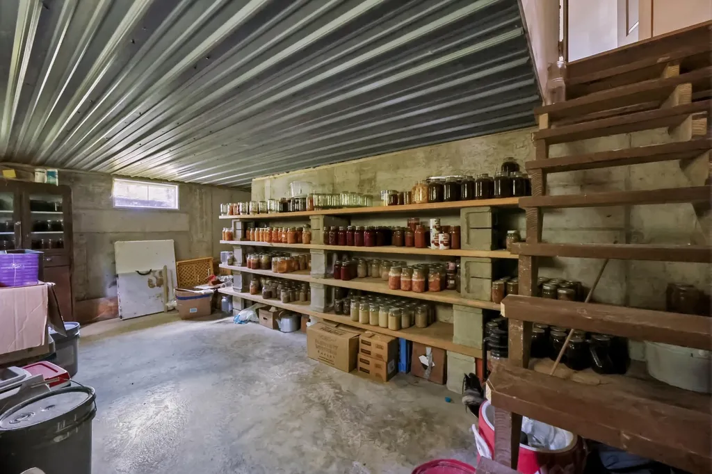 5183 Ky-36 Cynthiana KY 41031