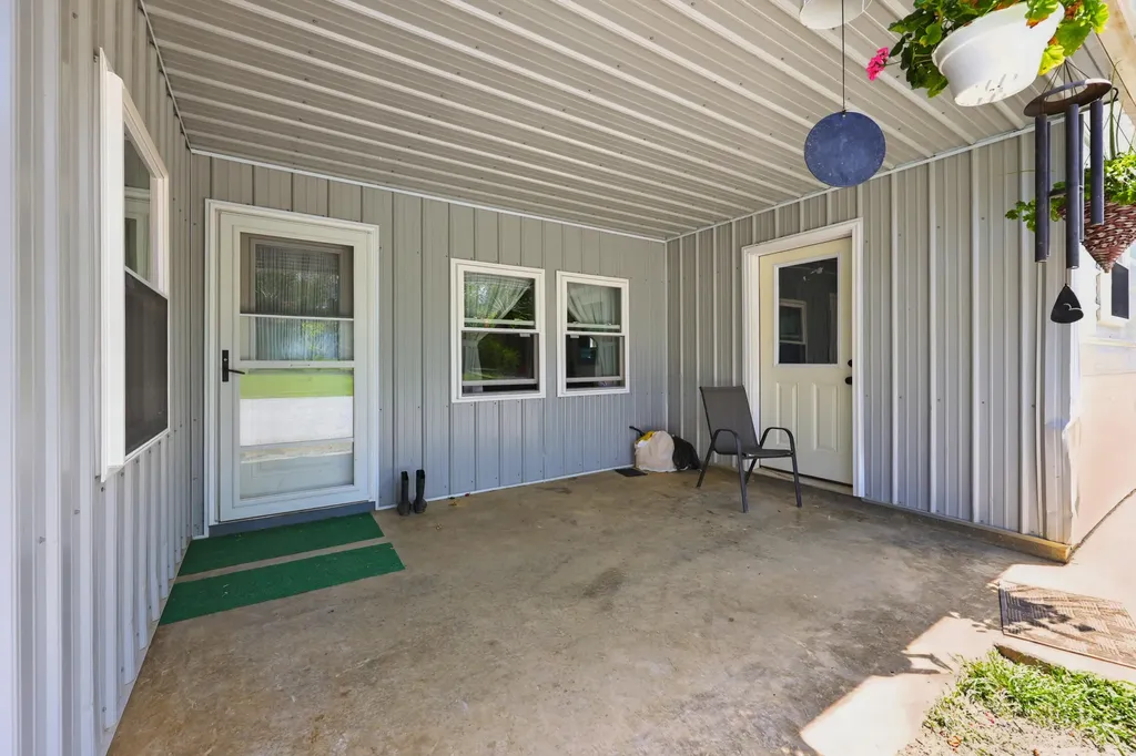 5183 Ky-36 Cynthiana KY 41031