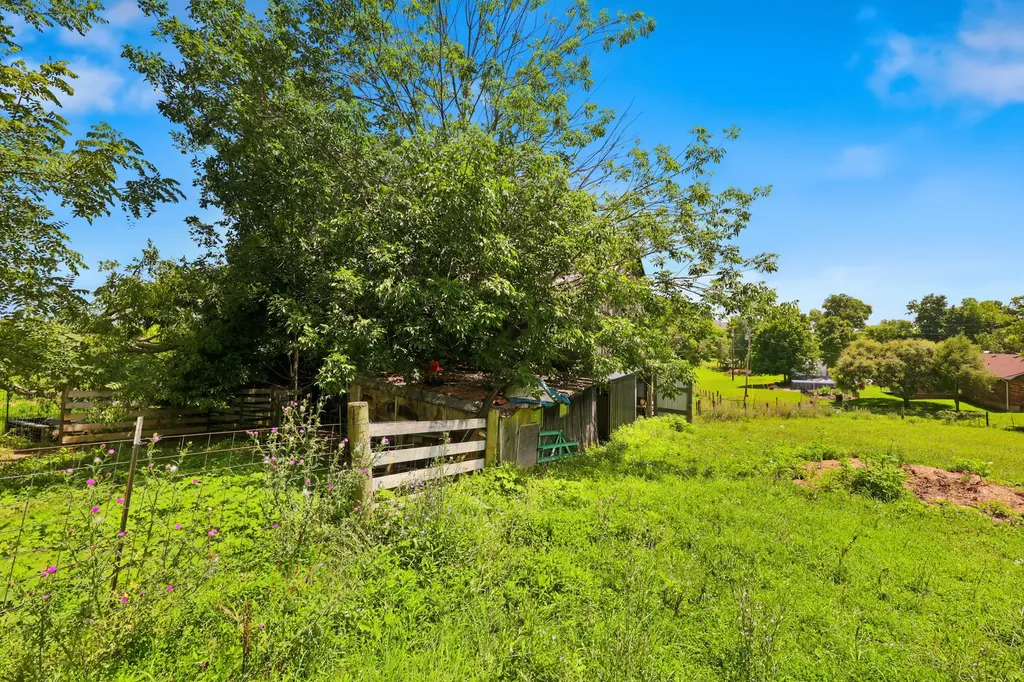 5183 Ky-36 Cynthiana KY 41031