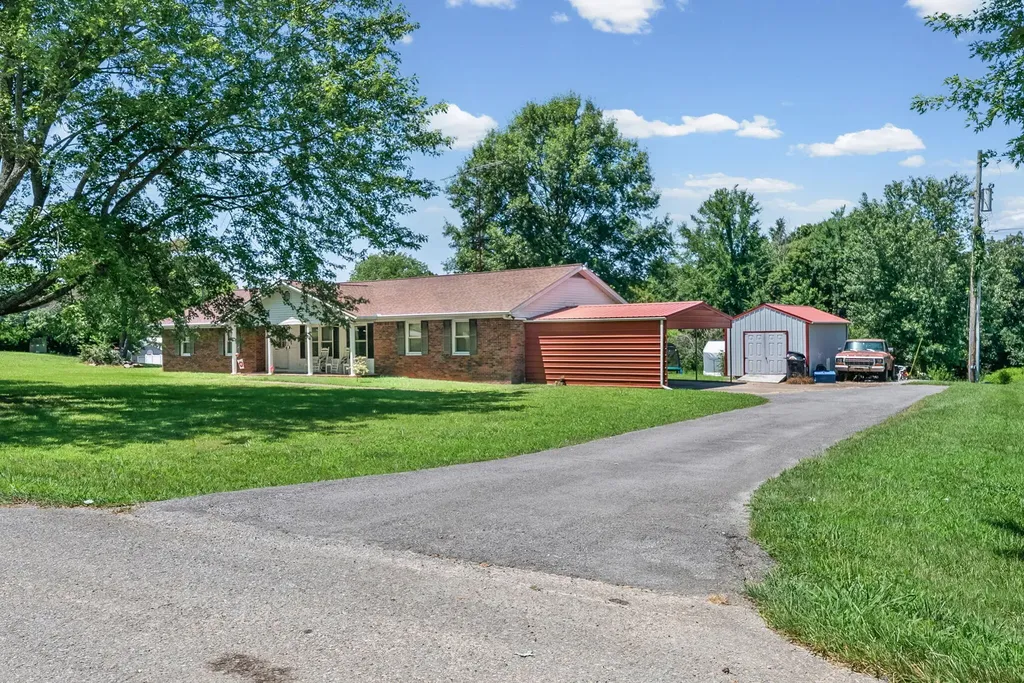 6455 Cansler Subdivision Road Hopkinsville KY 42240