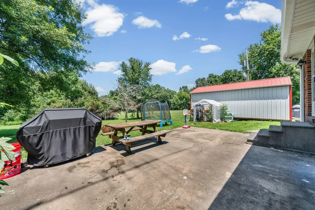 6455 Cansler Subdivision Road Hopkinsville KY 42240