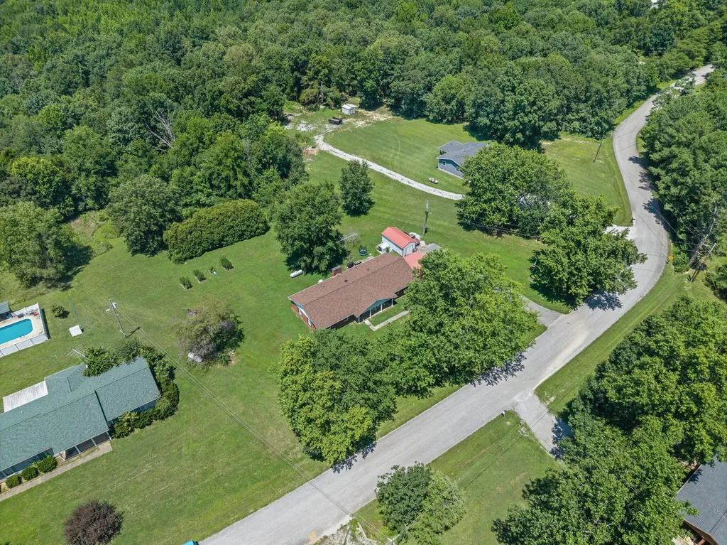 6455 Cansler Subdivision Road Hopkinsville KY 42240