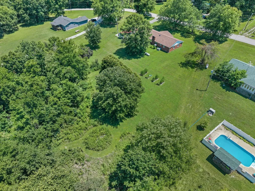 6455 Cansler Subdivision Road Hopkinsville KY 42240