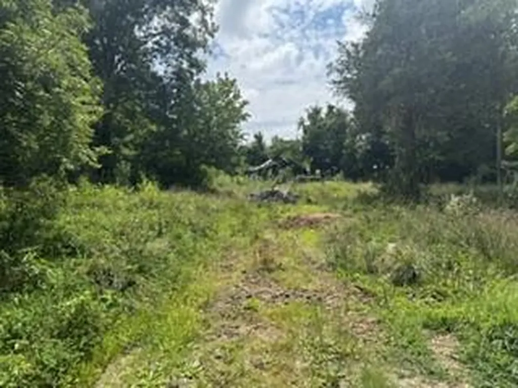 301 S Hwy 27 Loop 4 Burnside KY 42519