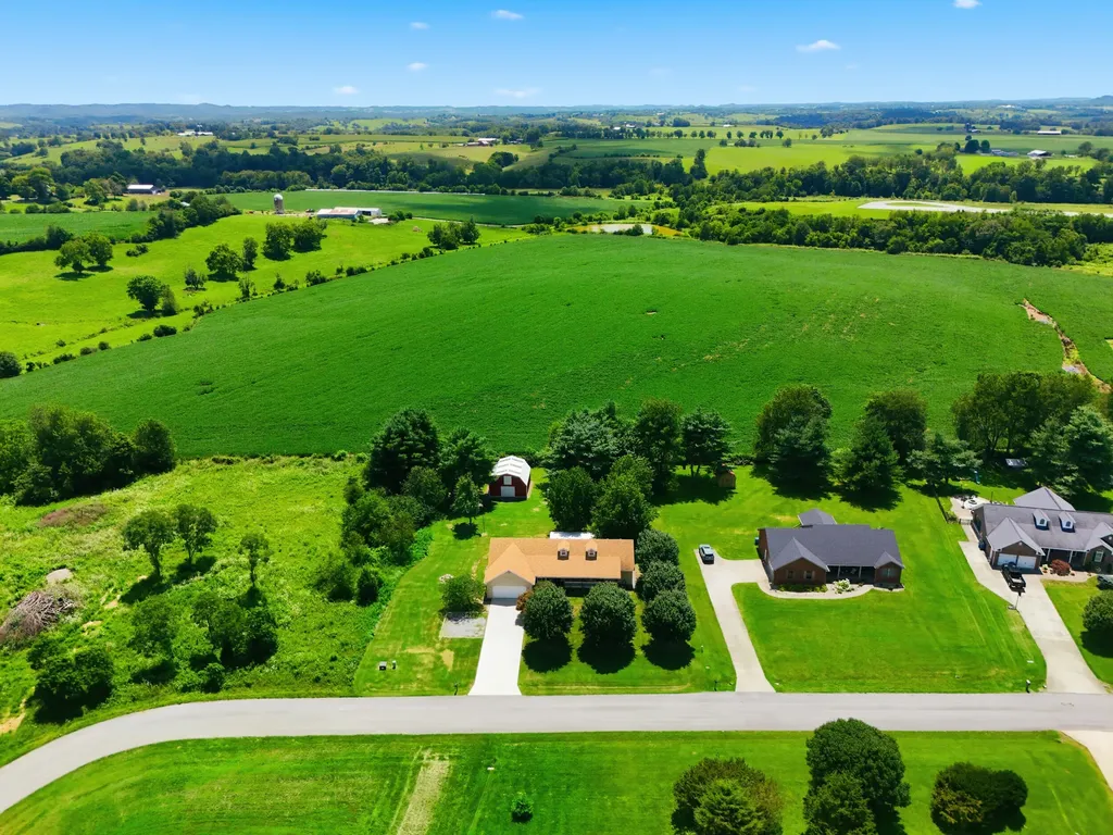 192 Evergreen Circle Danville KY 40422
