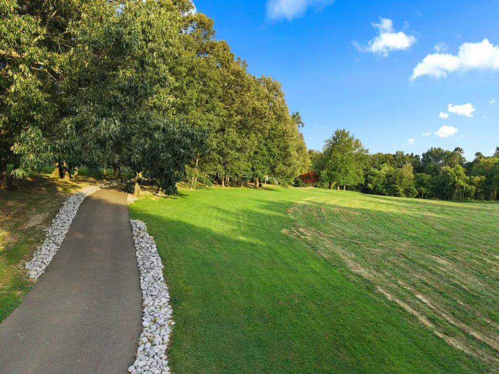 361 New Hope Road Calvert City KY 42029
