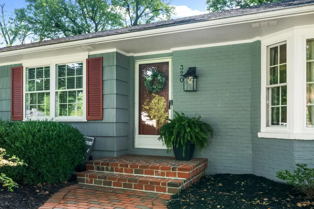320 Skyline Park Drive Hopkinsville KY 42240