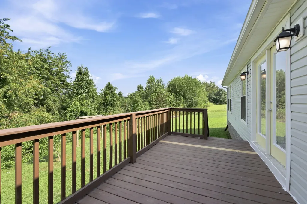 520 W Classic Village Lane Mt Sterling KY 40353