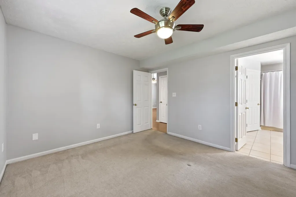 4513 Hartland Parkway Lexington KY 40515
