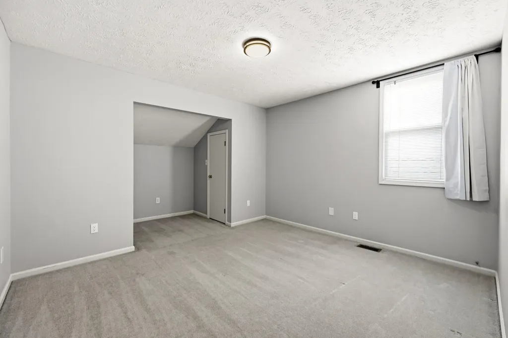 4513 Hartland Parkway Lexington KY 40515