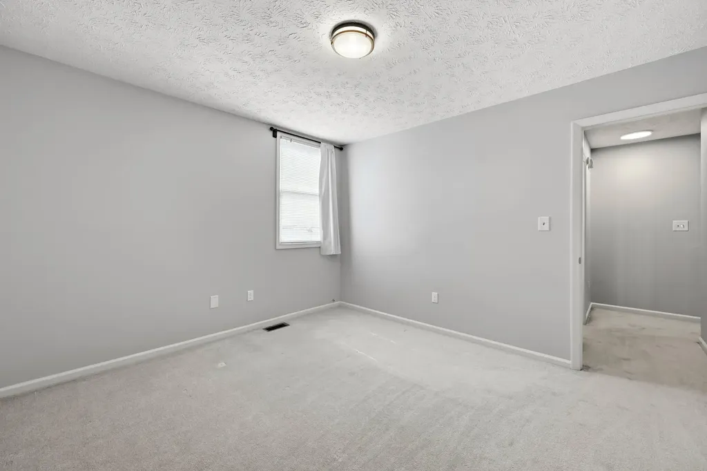 4513 Hartland Parkway Lexington KY 40515
