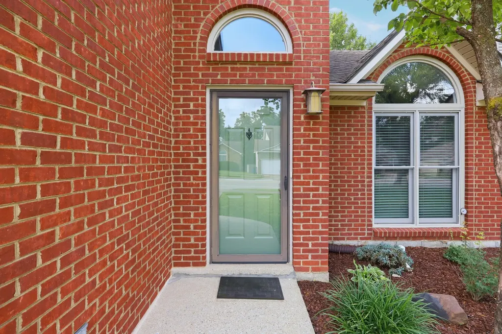 4513 Hartland Parkway Lexington KY 40515