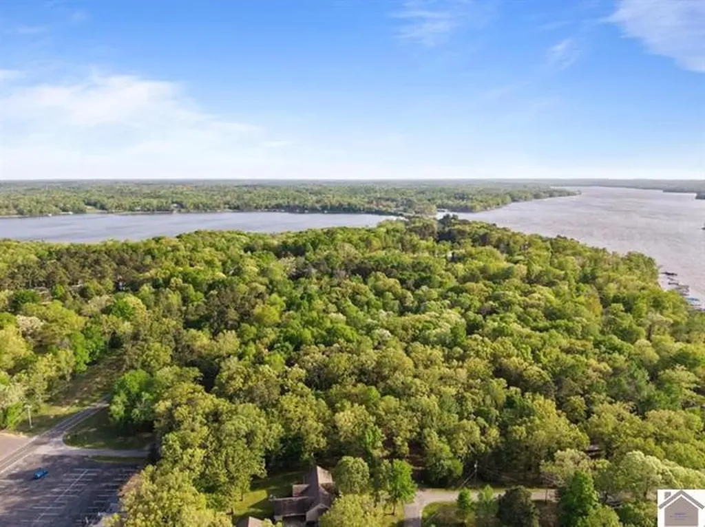 Lot 19 & 20 Post Oak Road Benton KY 42025