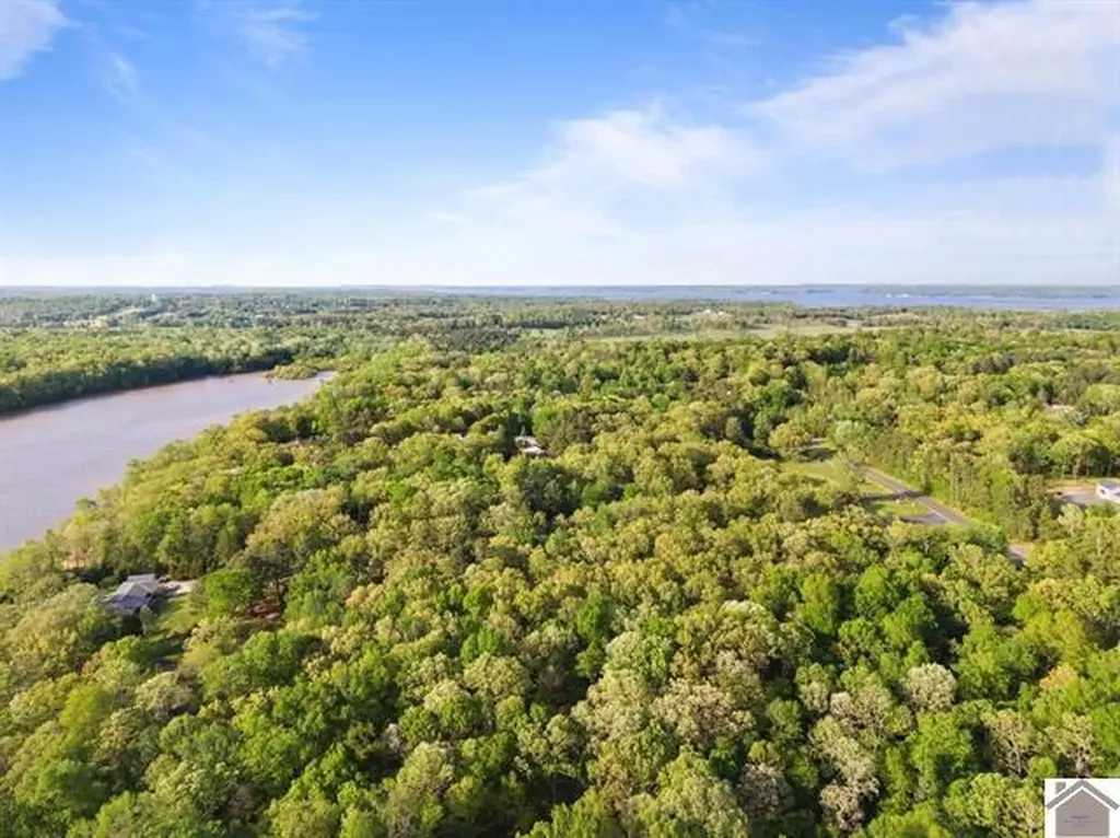 Lot 19 & 20 Post Oak Road Benton KY 42025
