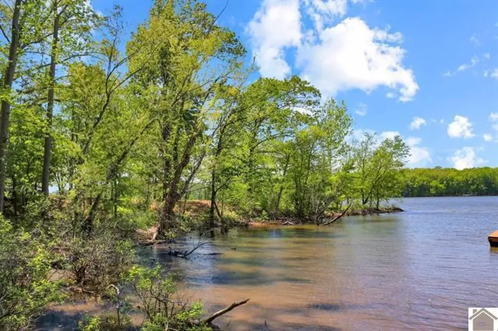Lot 19 & 20 Post Oak Road Benton KY 42025