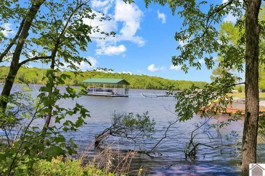 Lot 19 & 20 Post Oak Road Benton KY 42025