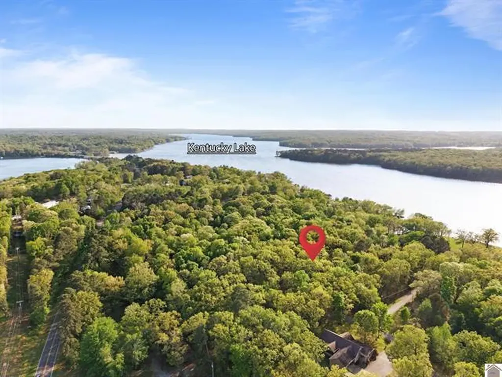 Lot 19 & 20 Post Oak Road Benton KY 42025