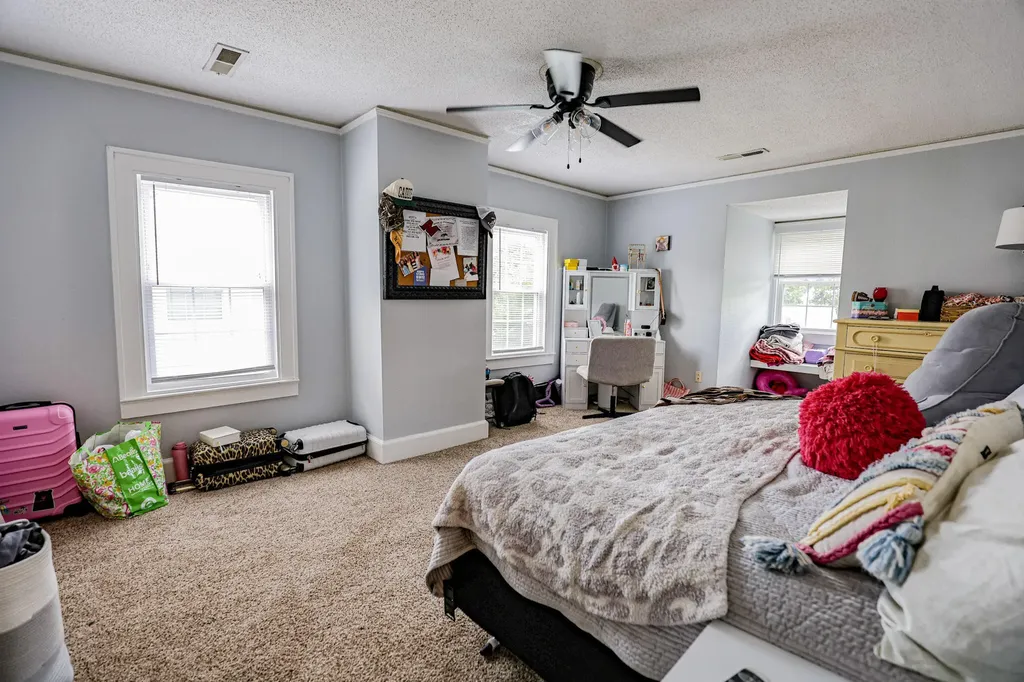 369 Wallace Lane Paducah KY 42001