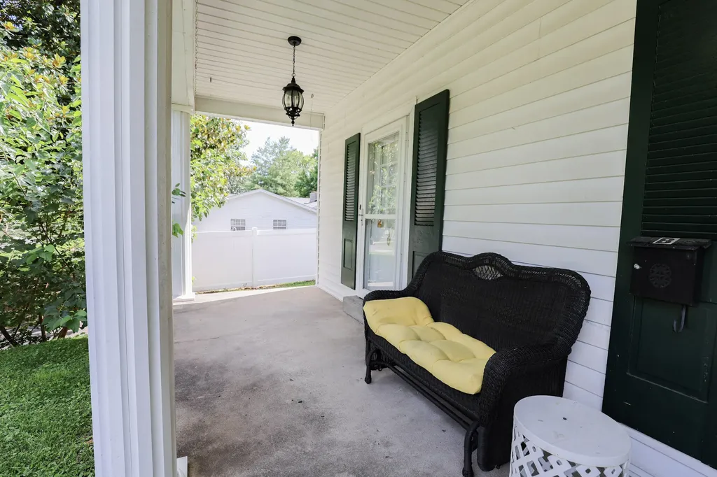 369 Wallace Lane Paducah KY 42001