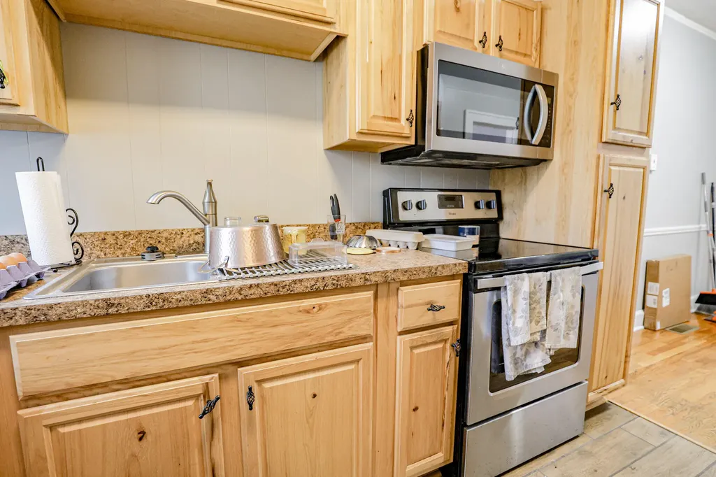 369 Wallace Lane Paducah KY 42001